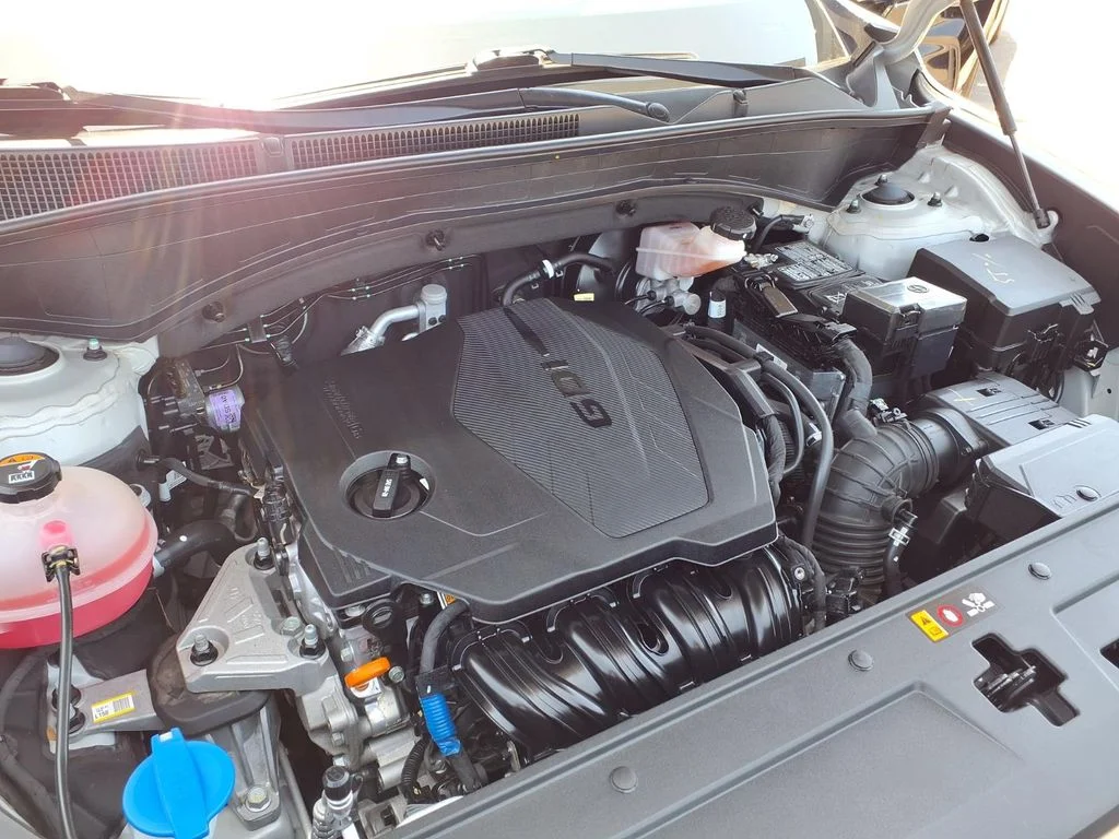 Used 2023 Silver Hyundai SEL image 24