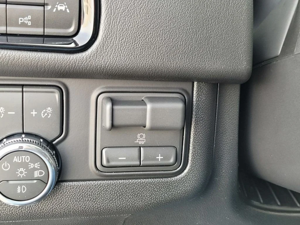 2026 GMC Yukon XL Denali - Photo 26