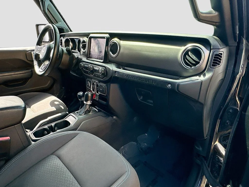 2022 Jeep Wrangler Unlimited Rubicon 4XE - Photo 28