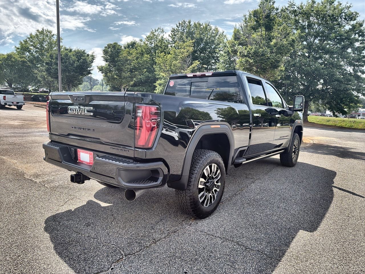 New 2026 Onyx Black GMC Denali Ultimate image 8