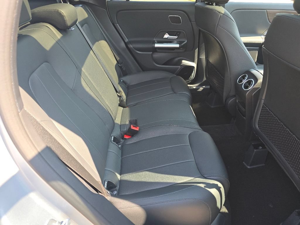 New 2026 Cirrus Silver Metallic Mercedes-Benz GLA 250 image 58