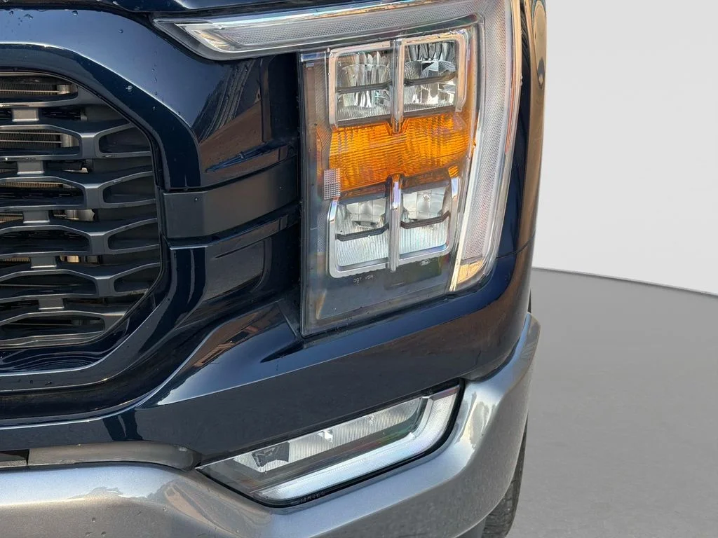 Used 2023 Blue Ford XLT image 11