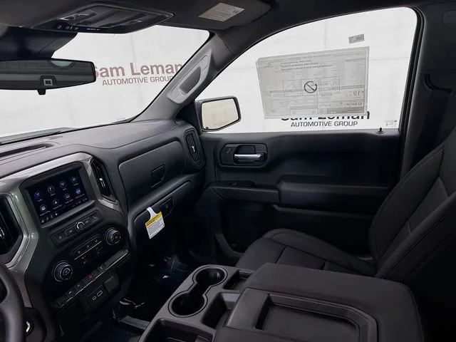New 2026 Summit White Chevrolet WT image 23