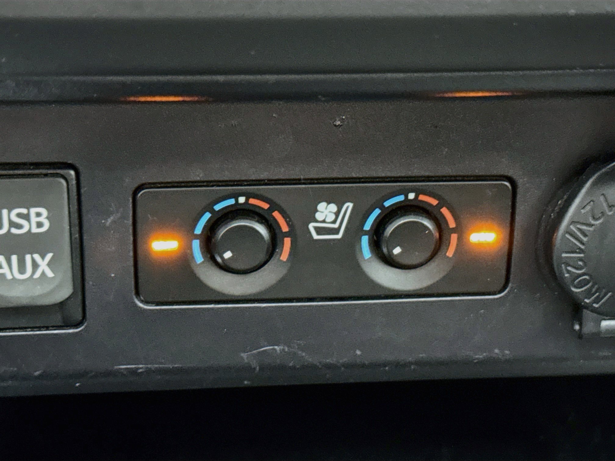 Used 2016 Magnetic Gray Metallic Toyota Limited image 24