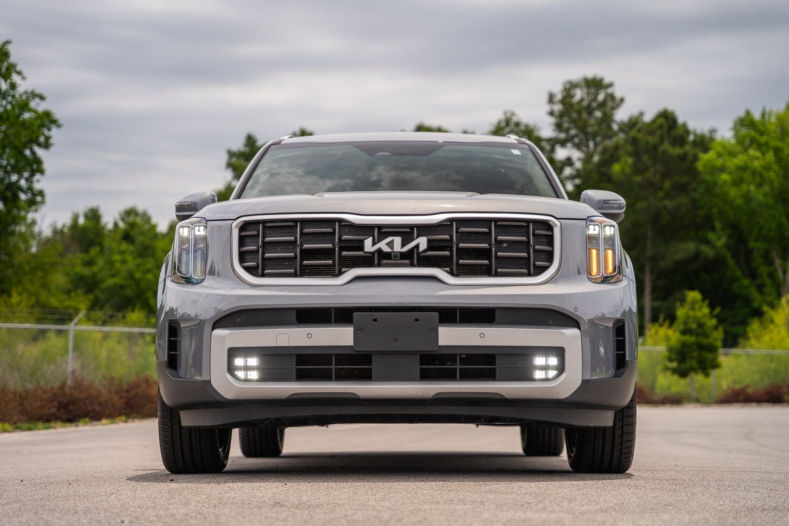 Used 2024 Silver Kia SX-Prestige image 1