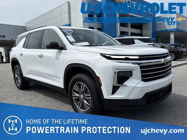 2025 Chevrolet Traverse FWD LT's photo