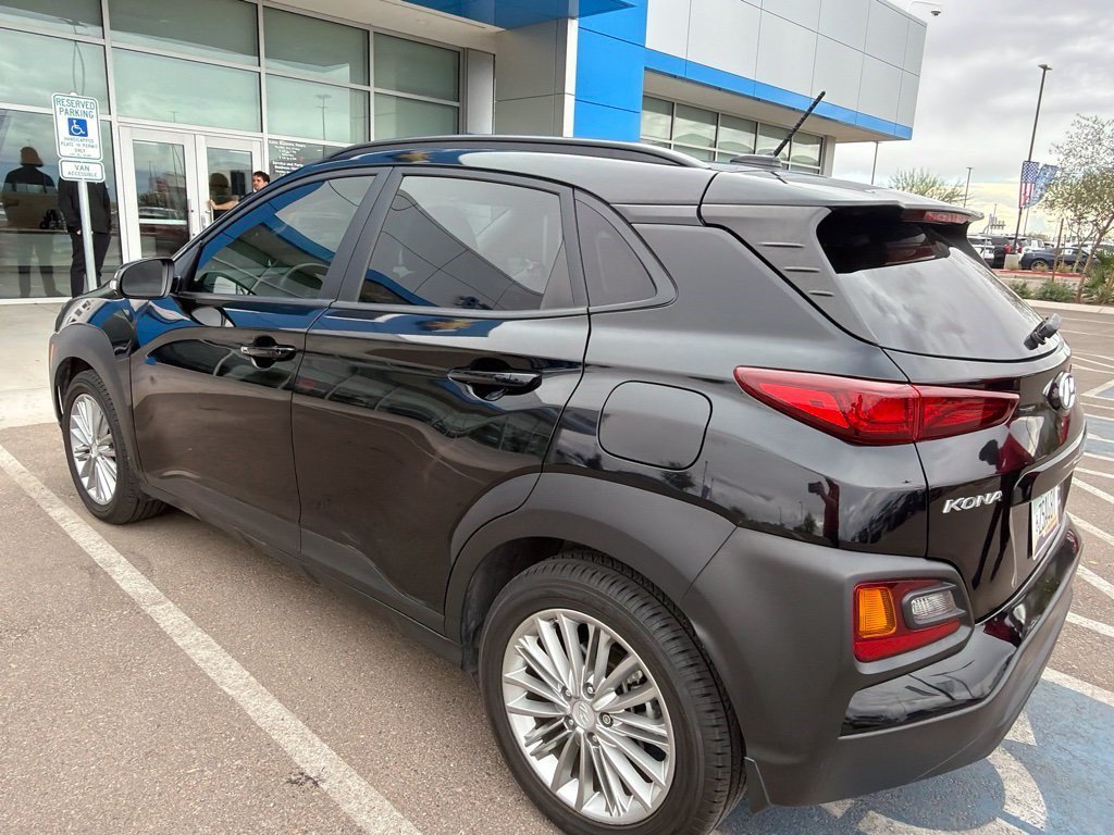 Used 2021 Ultra Black Hyundai SEL image 7