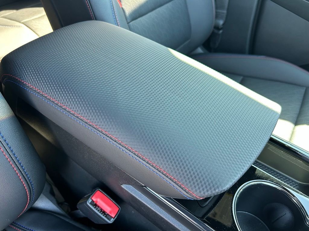 Used 2025 Black Chevrolet RS image 40