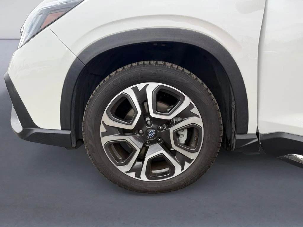 Used 2023 White Subaru Limited image 10