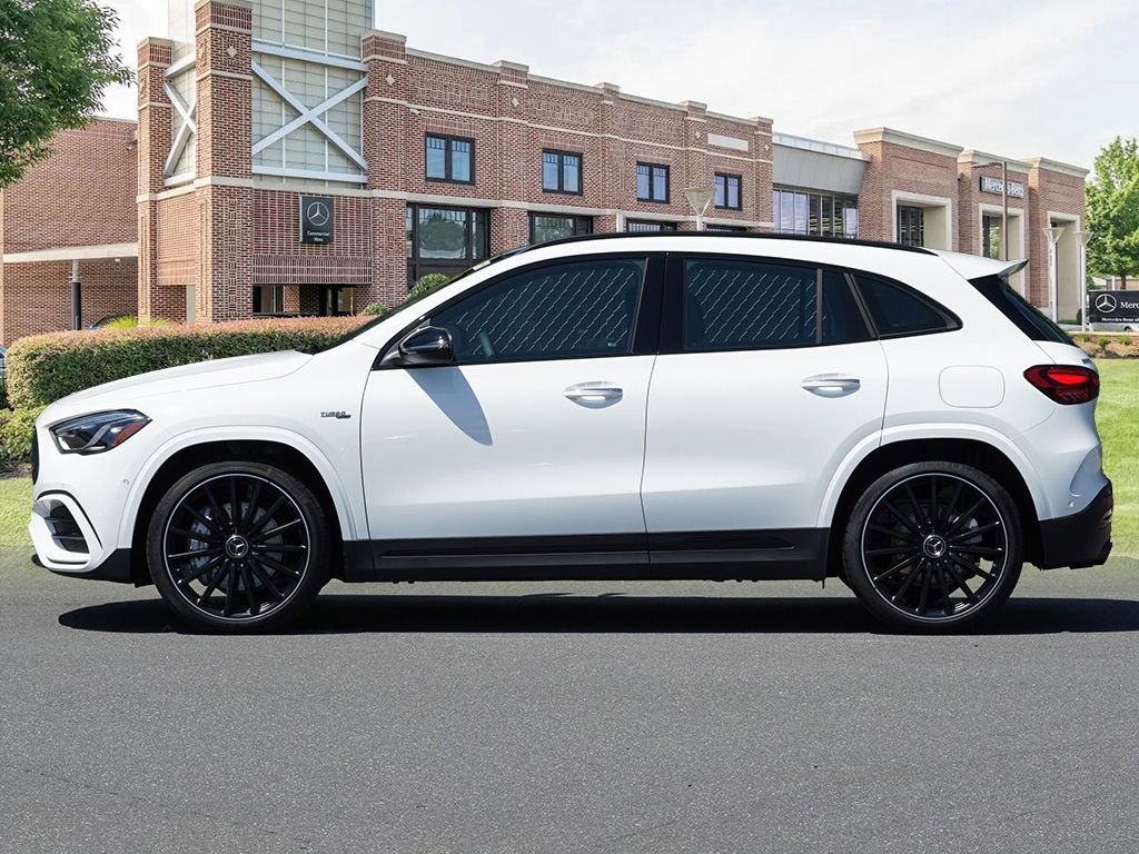 New 2026 Polar White Mercedes-Benz GLA 35 AMG® image 29