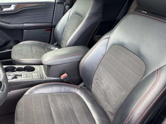 Certified Used 2022 White Ford SEL image 9
