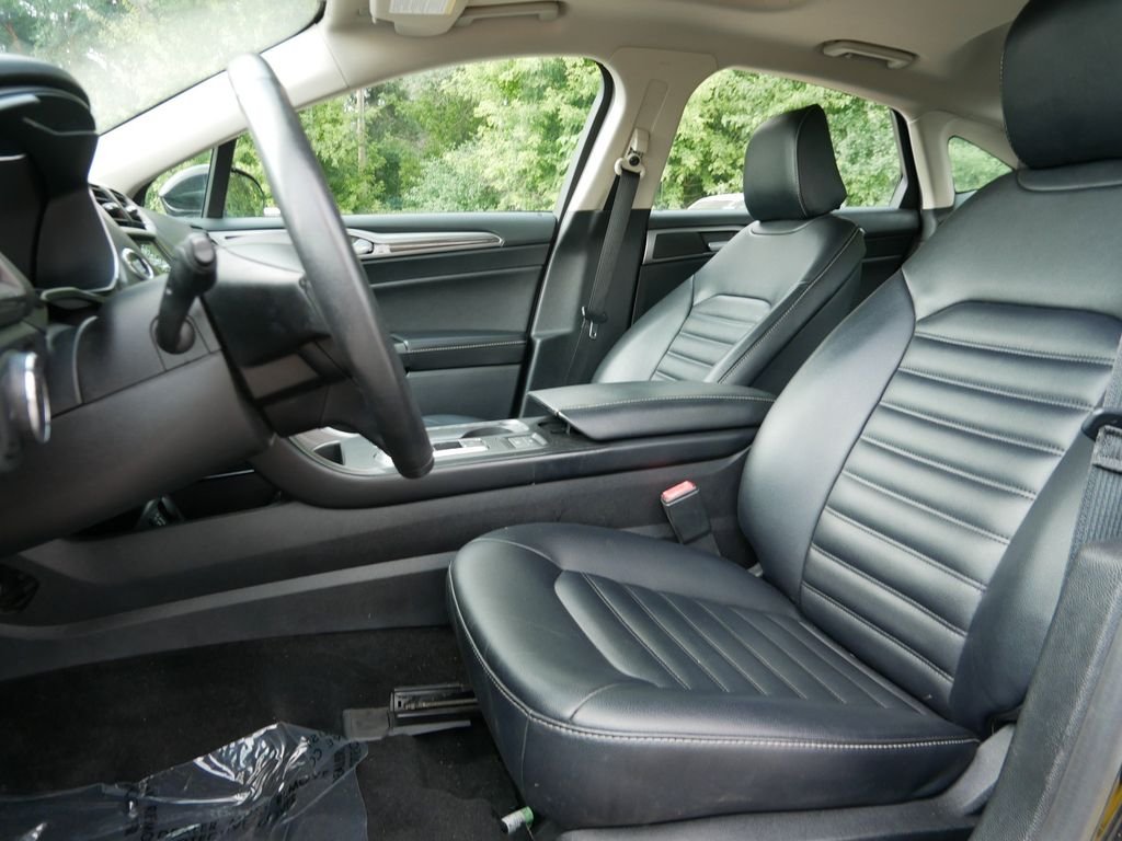 Certified Used 2020 Black Ford SEL image 11