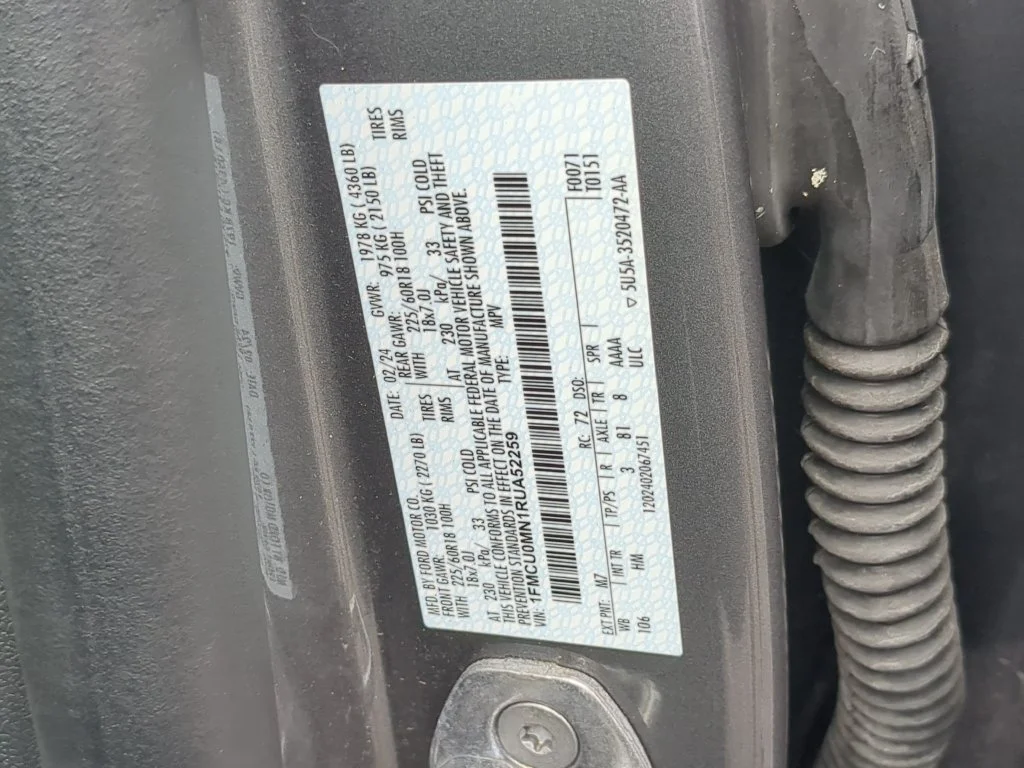 Used 2024 Gray Ford ST-Line image 35