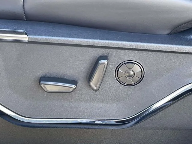 New 2026 Carbonized Gray Metallic Ford F-250® Platinum® image 17