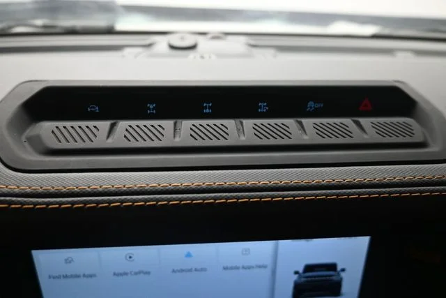 Used 2024 Green Ford Badlands image 36