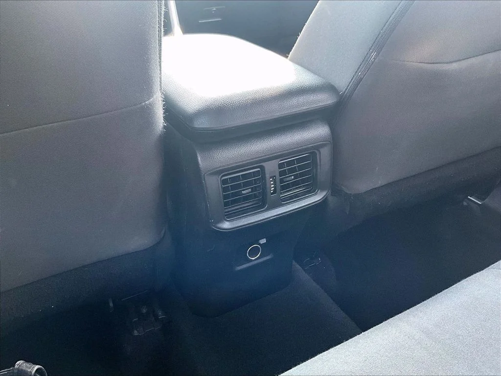 Used 2022 White Toyota LE image 34