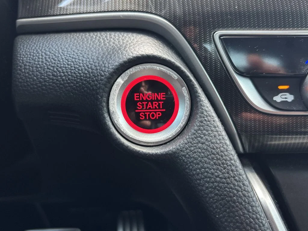Used 2019  Honda Sport image 26