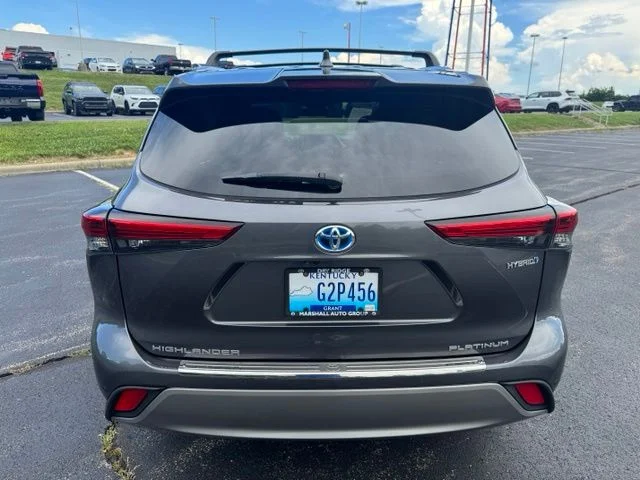 Used 2023 Magnetic Gray Metallic Toyota Platinum image 4