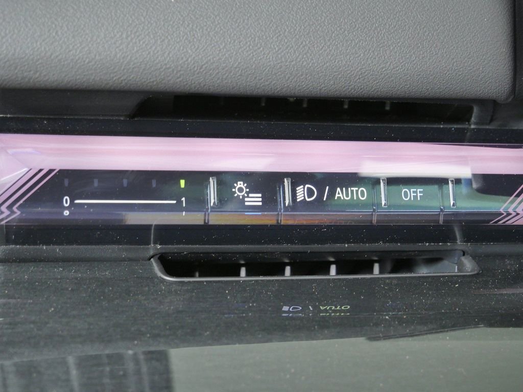 New 2027 Black Sapphire Metallic BMW 530i xDrive image 38