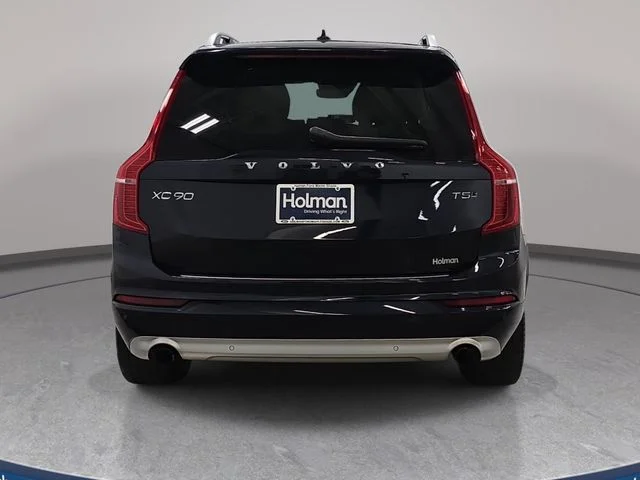 Used 2019 Magic Blue Metallic Volvo T5 Momentum image 7