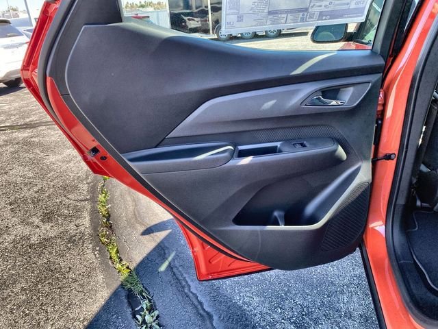 2027 Chevrolet Bolt RS - Photo 34