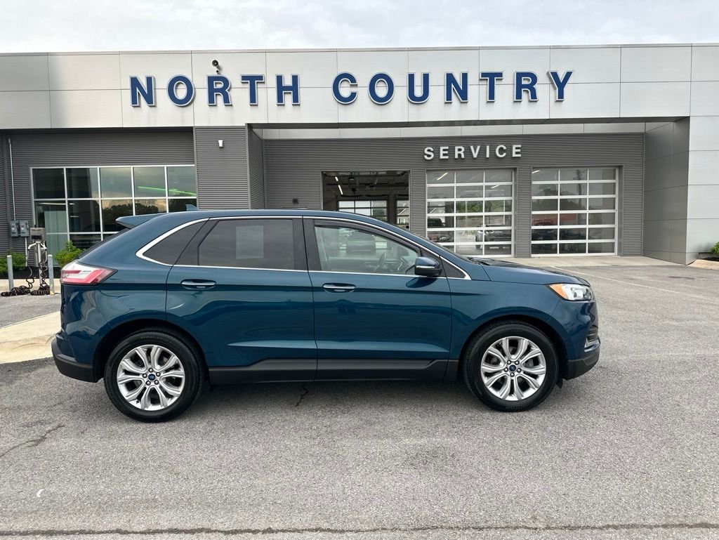 2020 Ford Edge Titanium's photo