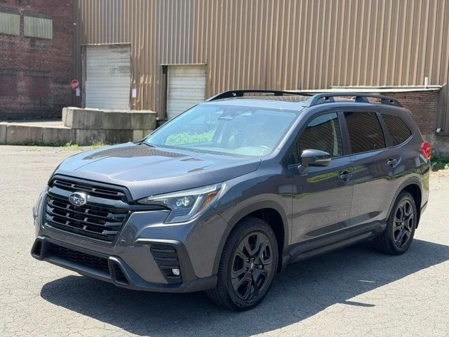 Used 2023 Gray Subaru Onyx Edition image 1