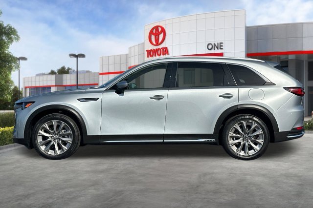 Used 2025 Silver Mazda 3.3 Turbo Premium Plus image 8