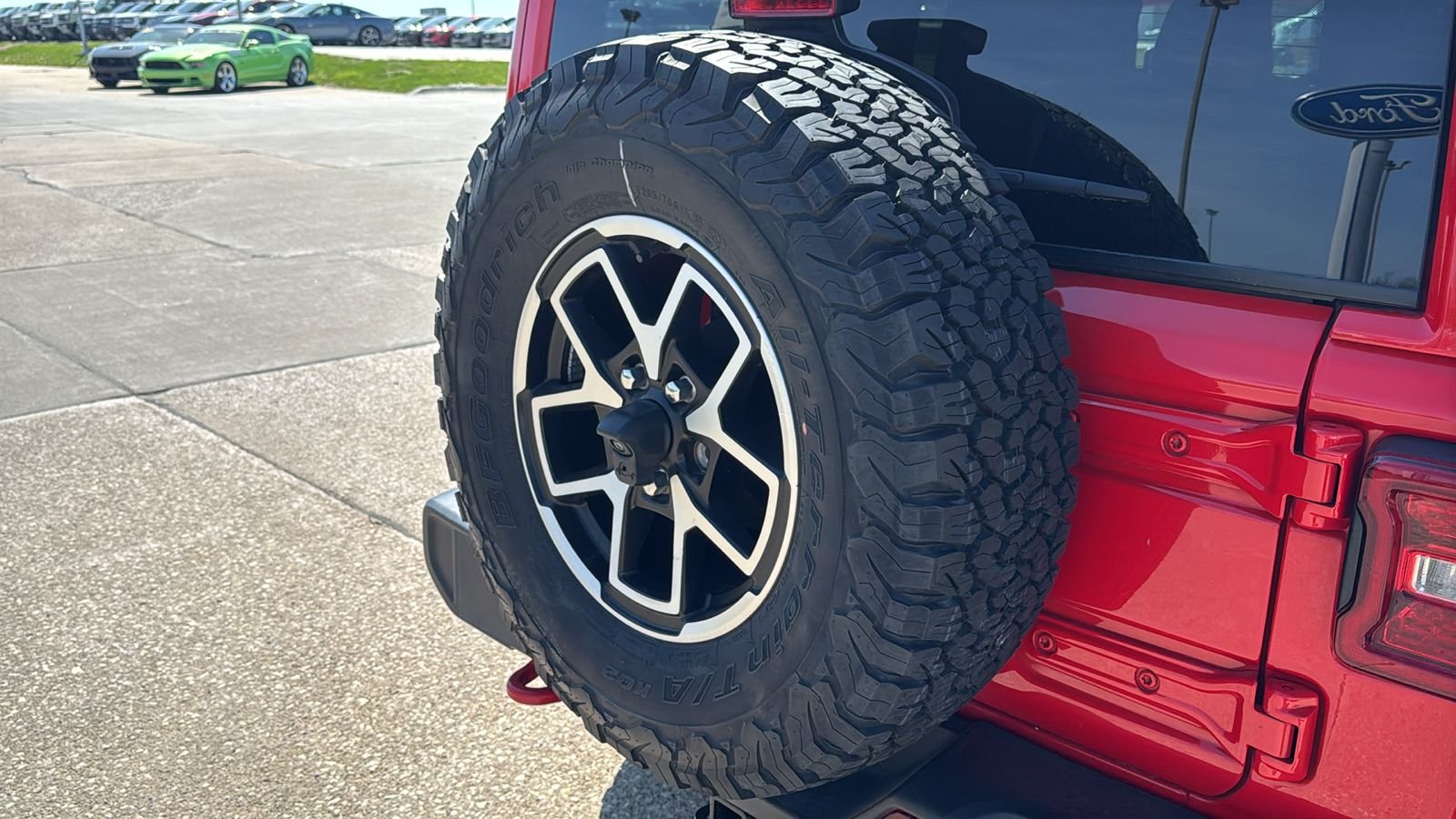 Certified Used 2025 Red Jeep Rubicon image 13