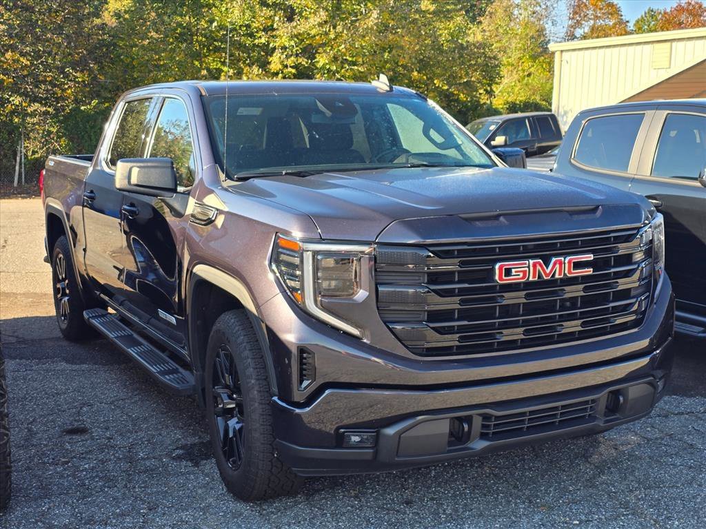 Used 2022 TITANIUM RUSH METALLIC GMC Elevation image 9