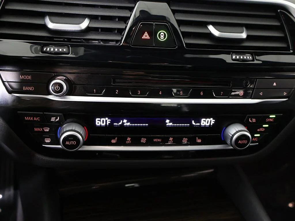 Used 2018 Dark Graphite BMW 530e xDrive iPerformance image 54