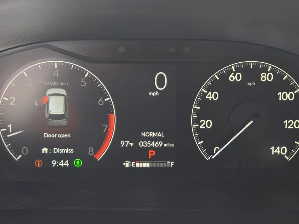Used 2024 Maroon Honda EX-L image 21