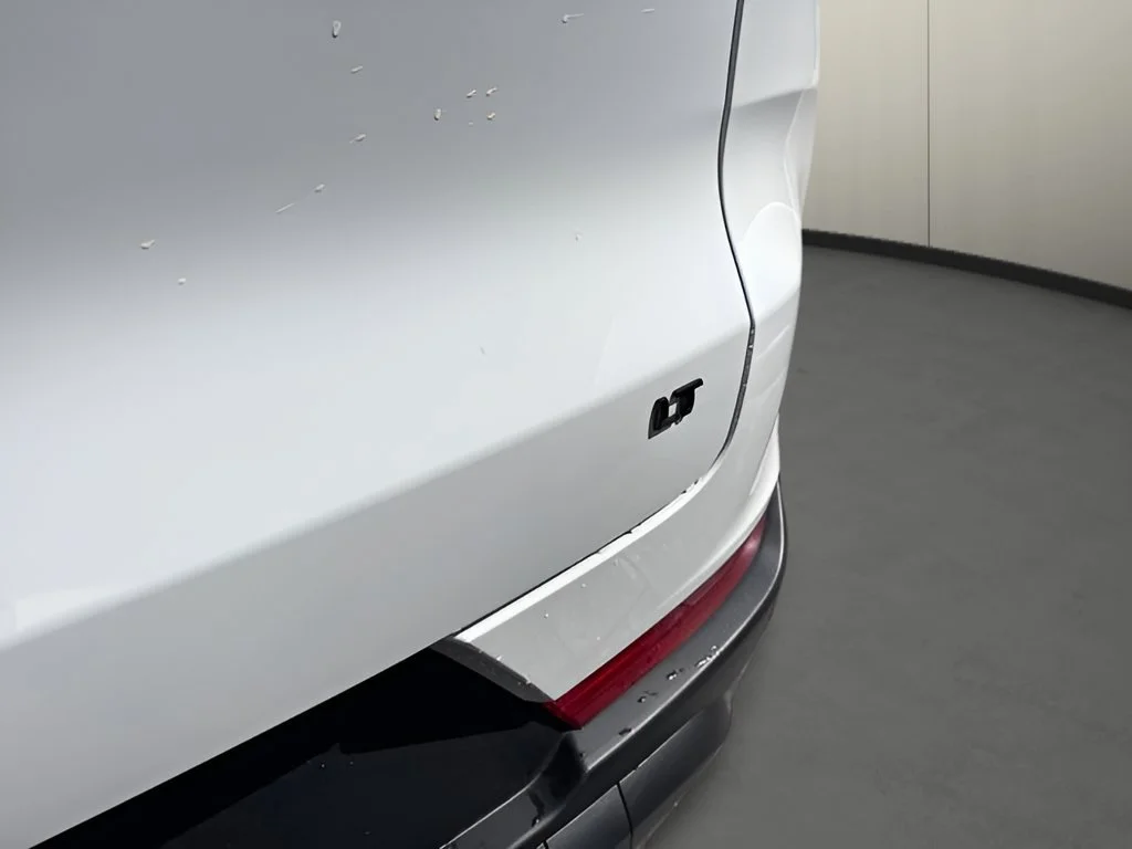 New 2026 Summit White Chevrolet LT image 33