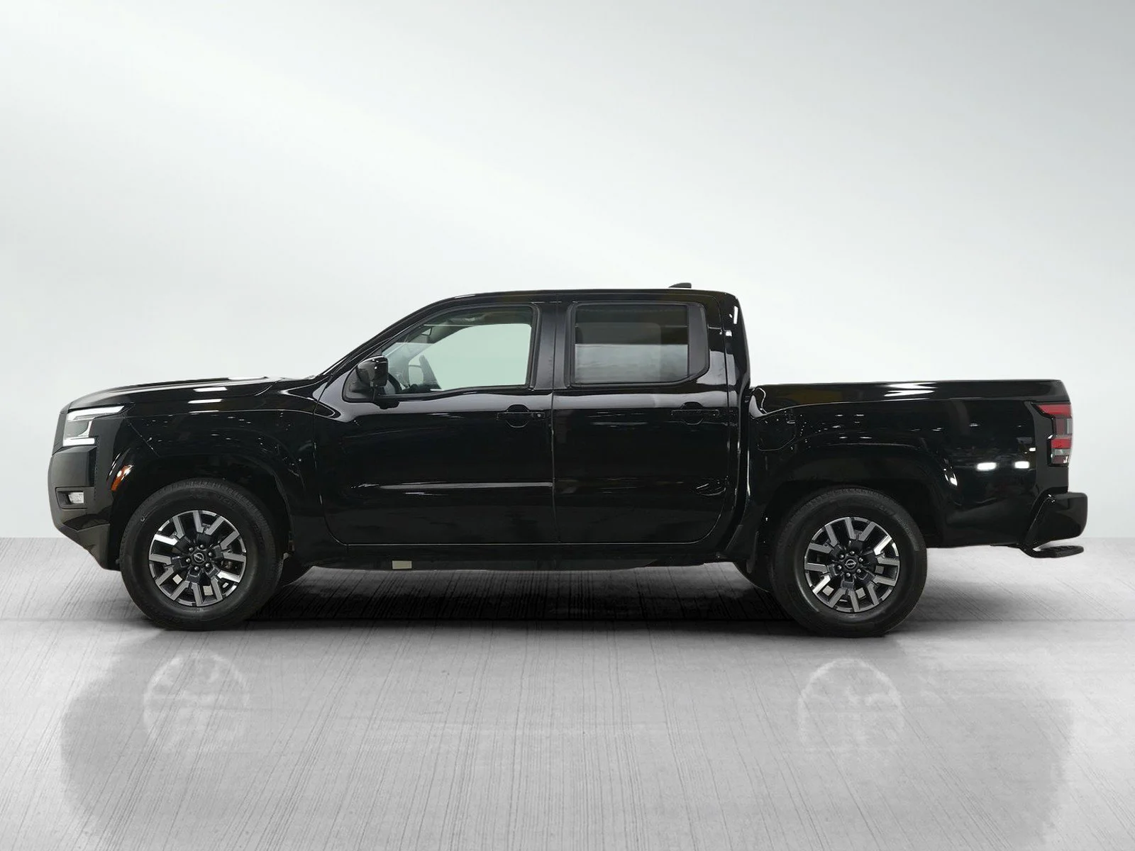 Certified 2025 Nissan Frontier SL with VIN 1N6ED1EK2SN630521 for sale in Burnsville, Minnesota