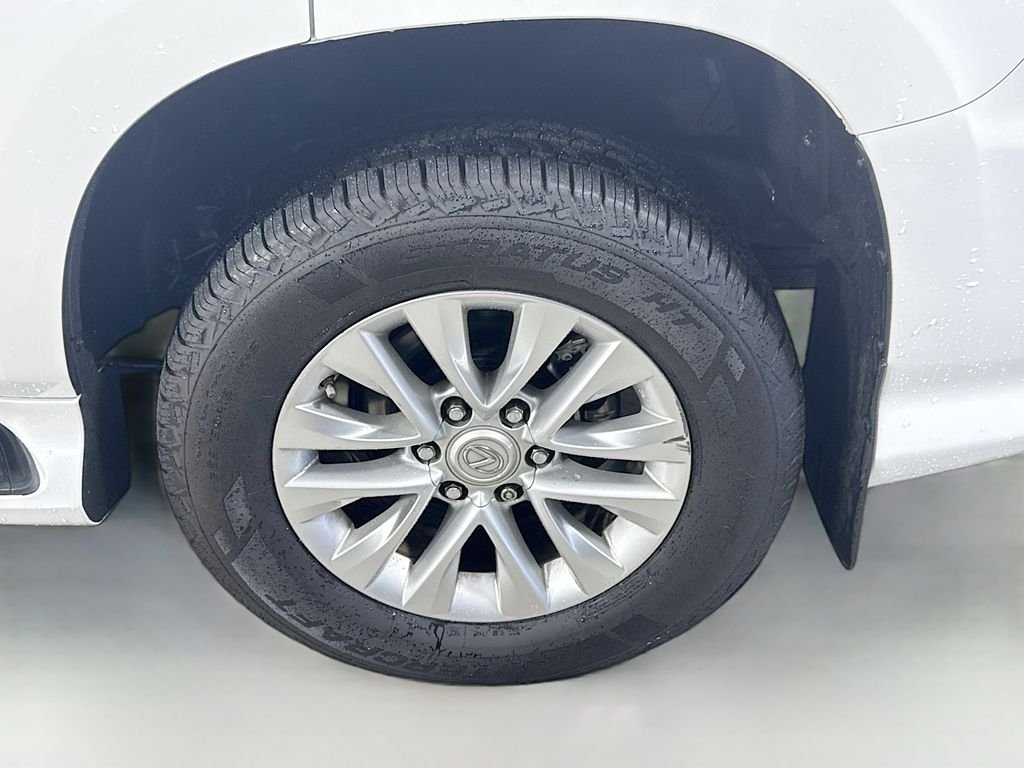 Used 2019 Starfire Pearl Lexus Premium image 32