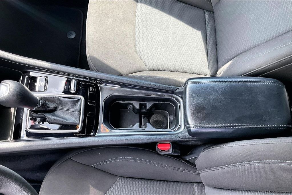 Used 2023 Blue Jeep Sport image 15