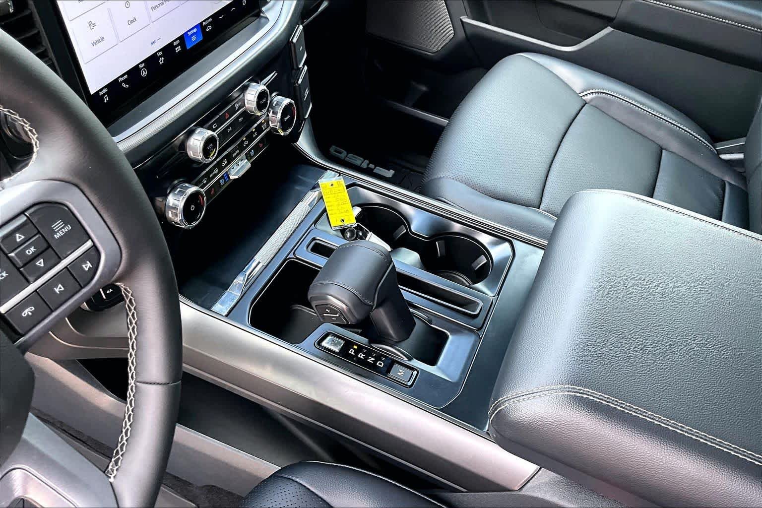 Used 2025 Oxford White Ford LARIAT image 19