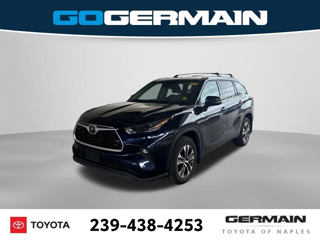 Used 2022 Blue Toyota XLE image 1