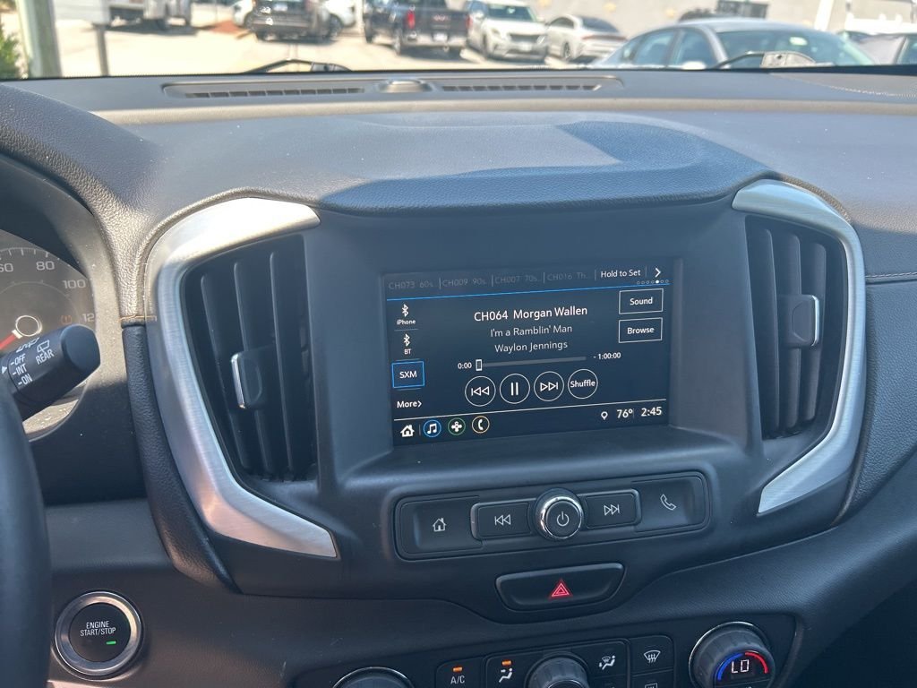 Used 2018 White GMC SLE image 11