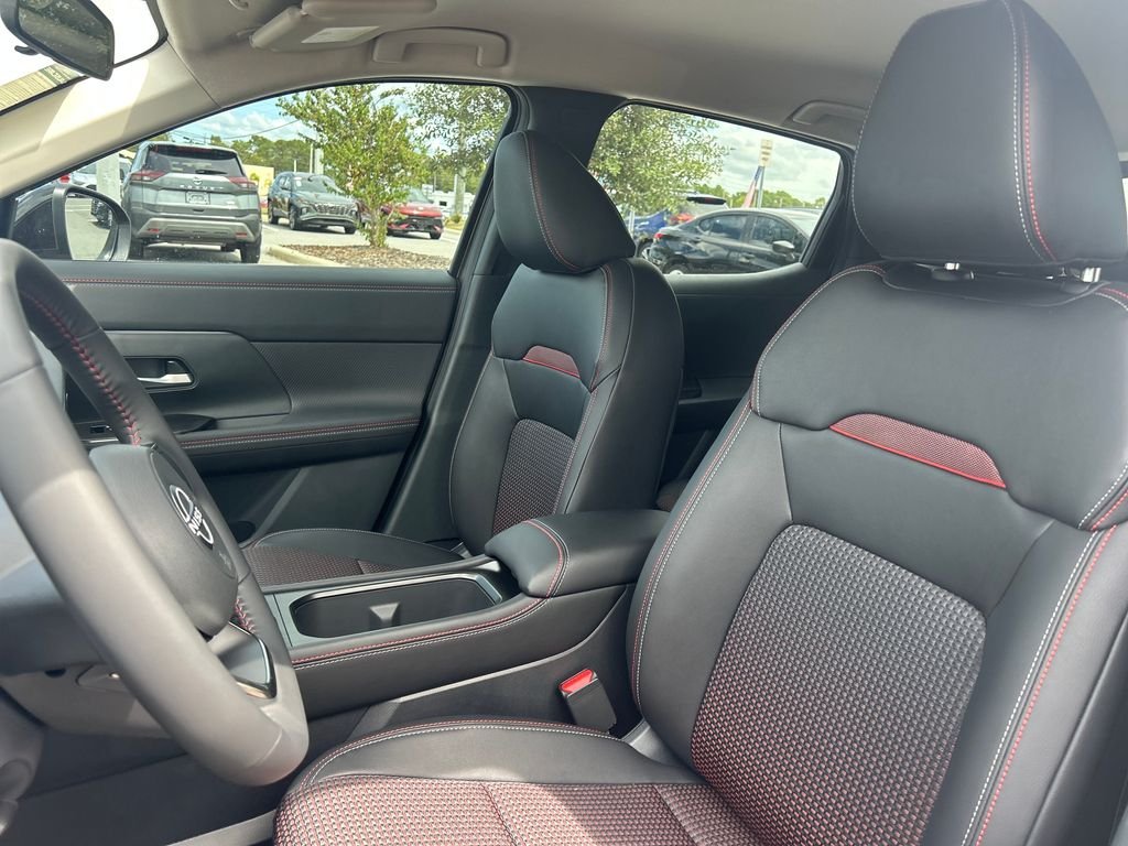 New 2026 Nissan Kicks SR 4D Sport Utility