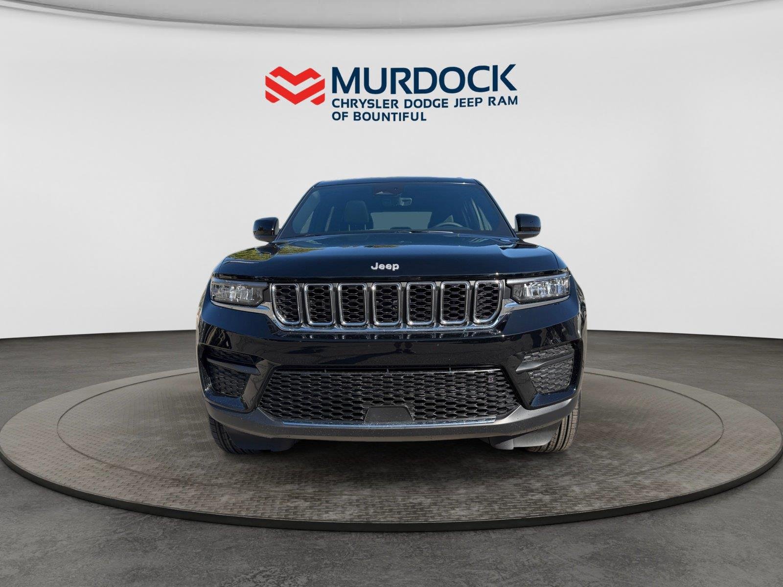 New 2027 High-Gloss Black Paint Jeep Laredo X image 13