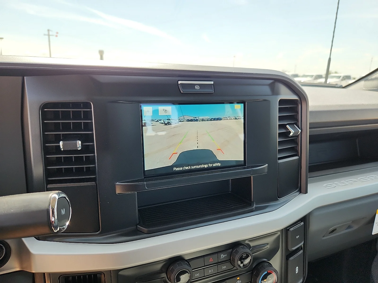 New 2026 Oxford White Ford F-450® XL image 23