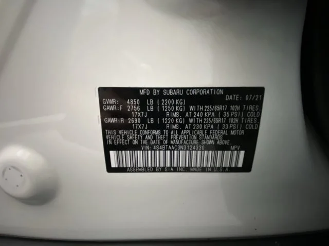 Used 2022 White Subaru 2.5i image 26