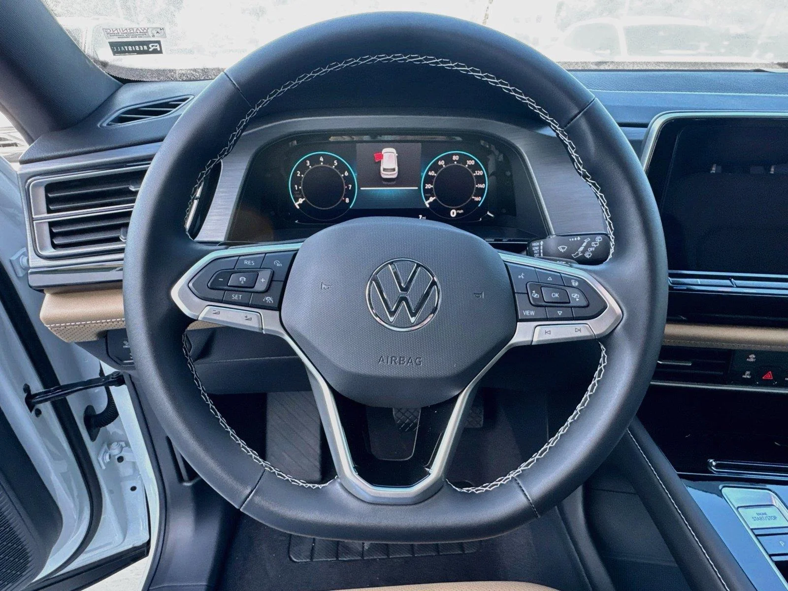 New 2026 Opal White Pearl Volkswagen 2.0T SE w/Technology image 10
