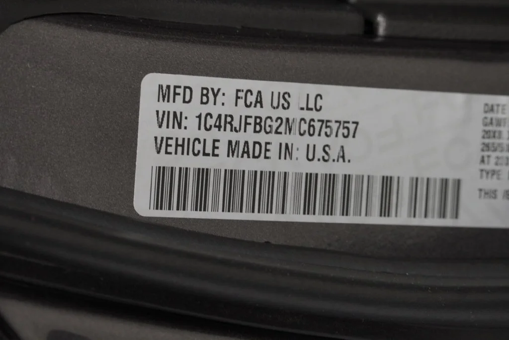 Certified Used 2021 Gray Jeep Limited image 48