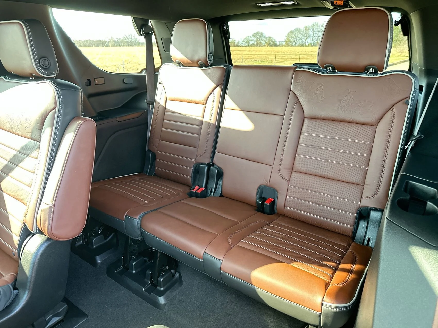 Used 2023 Onyx Black GMC Denali Ultimate image 25