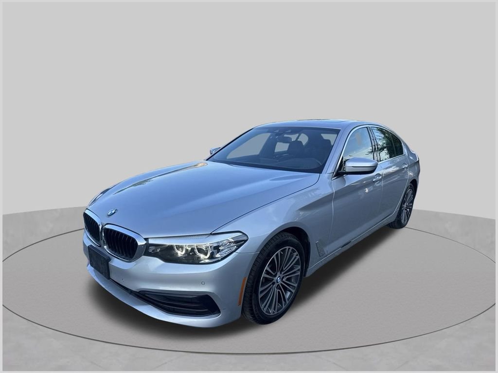 Used 2019 Silver BMW 530i xDrive image 1