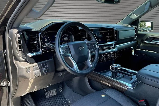 Used 2024 Black Chevrolet RST image 18