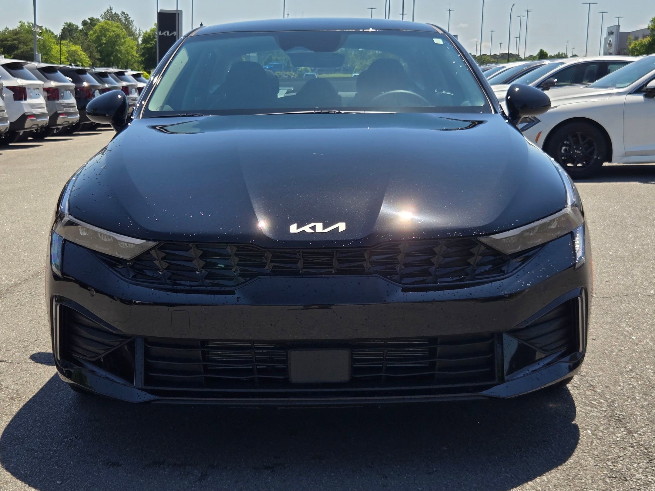 New 2026 Aurora Black Pearl Kia LXS image 2