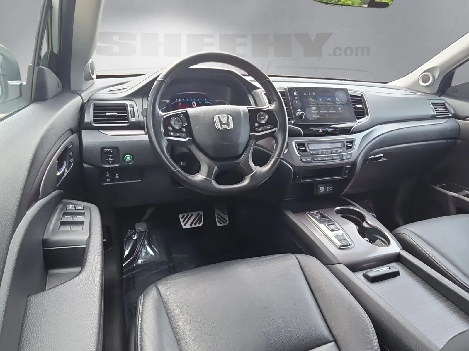 Used 2021 Silver Honda EX-L image 3